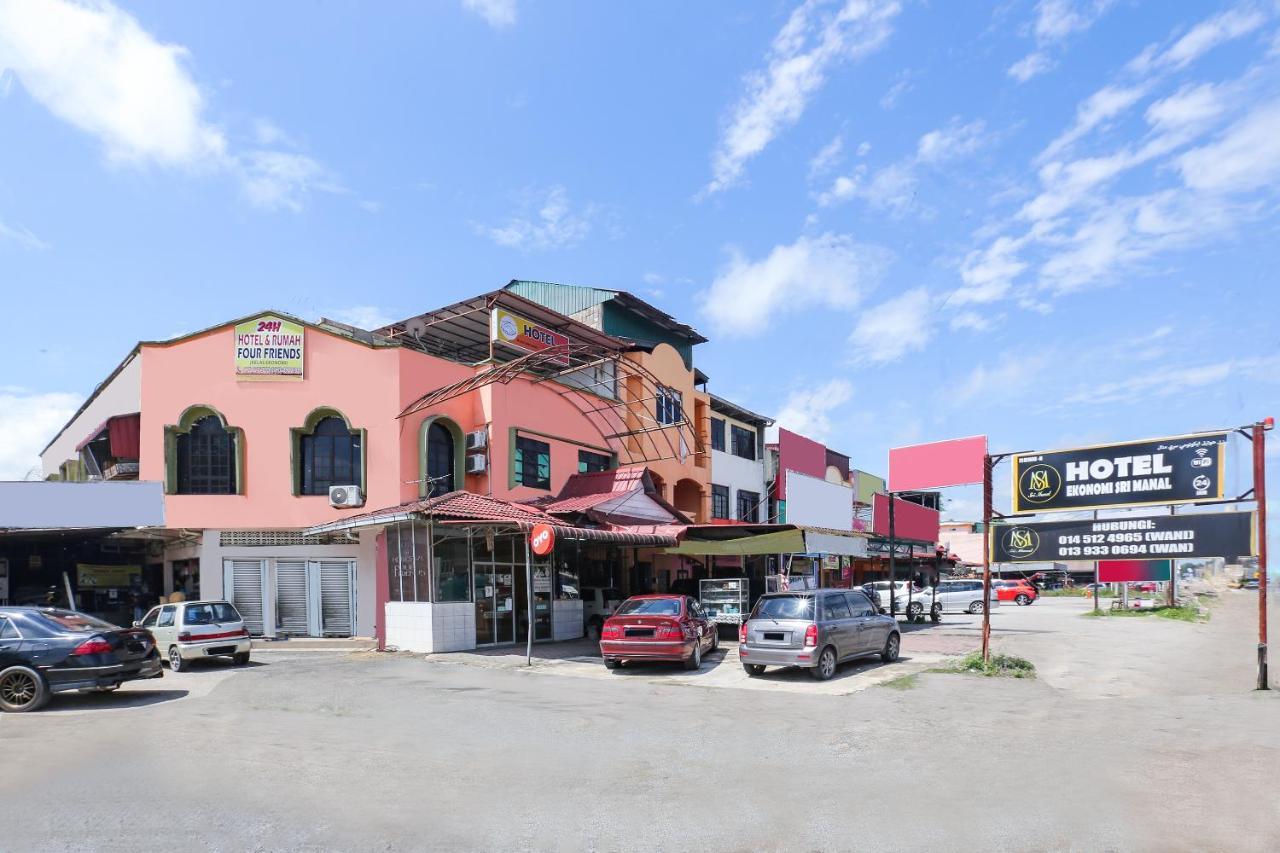 Oyo 90321 Hotel Bajet Sri Manal Tanah Merah (Kelantan) Exterior foto