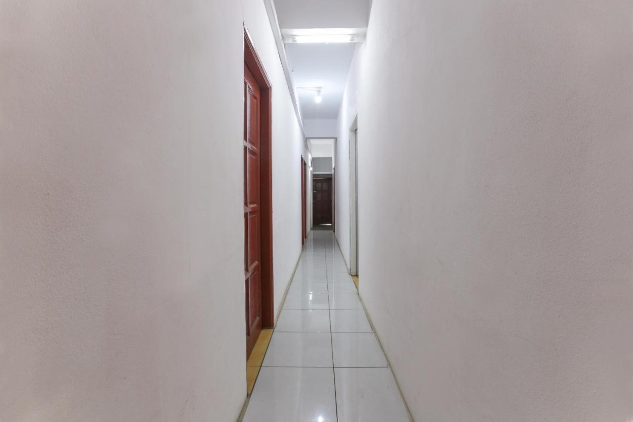 Oyo 90321 Hotel Bajet Sri Manal Tanah Merah (Kelantan) Exterior foto